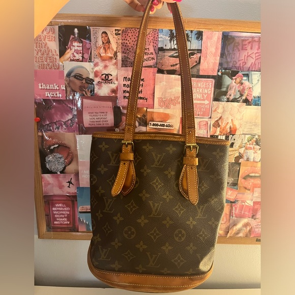 Authentic Vintage Louis Vuitton Shoulder Bucket Bag - Picture 6 of 6